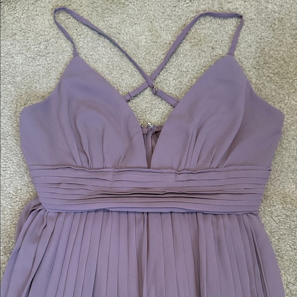 Lulu's Lavender Pleated Dress - Picture 3 of 7